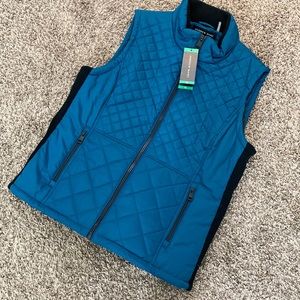 Teal vest with pockets